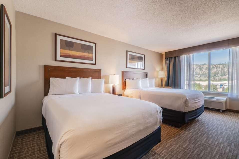 Hotel Kelowna & Conference Centre 部屋 写真